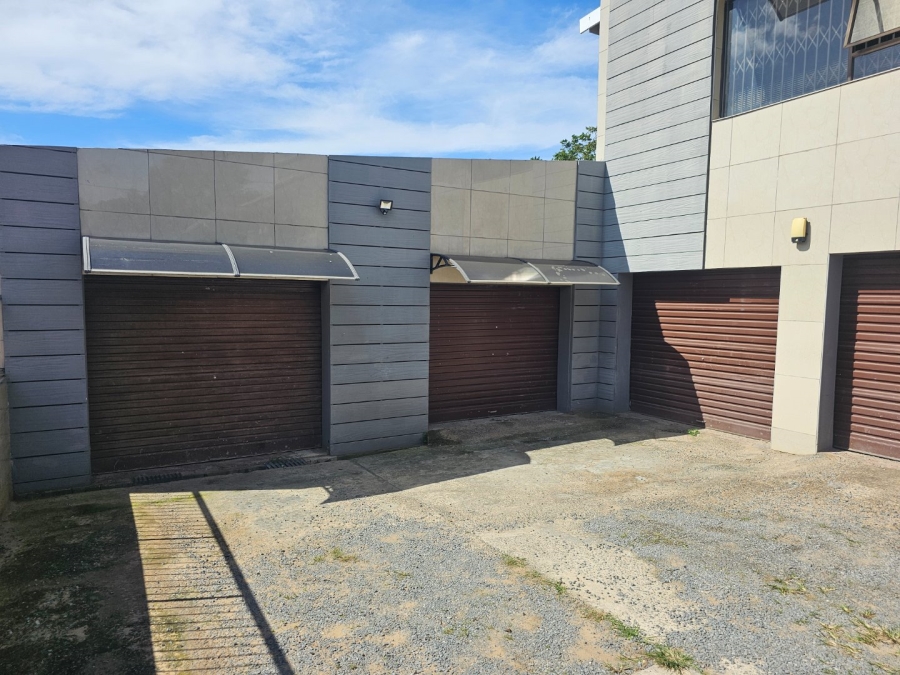 4 Bedroom Property for Sale in Haven Hills Eastern Cape